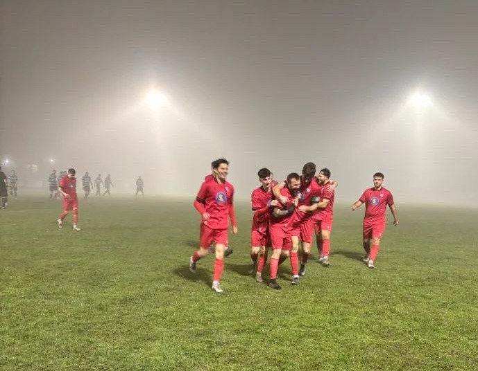 Reds exact revenge on the road